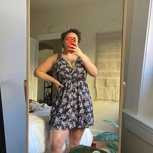 Wrap style summer dress with key hole back